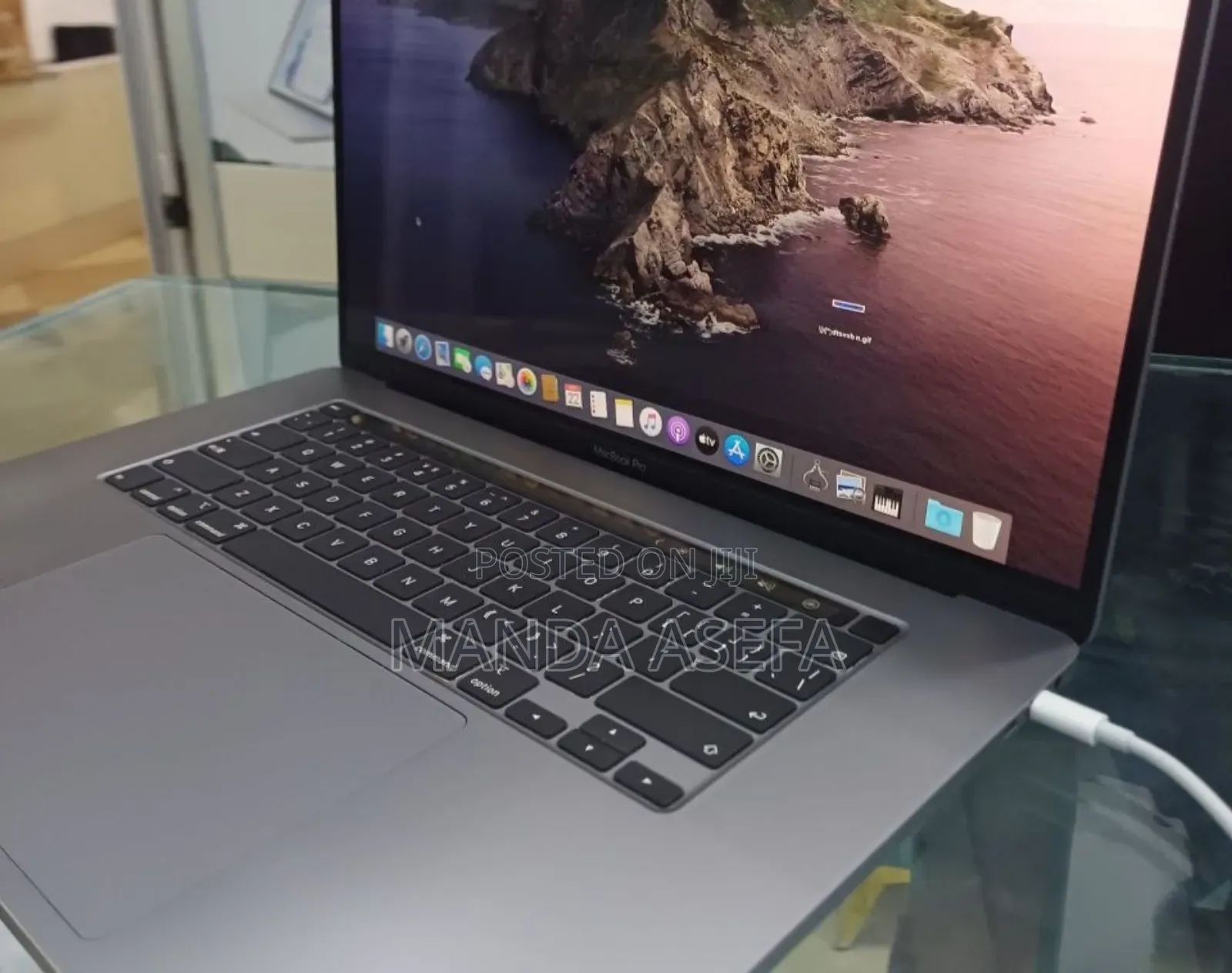 New Laptop Apple MacBook Pro 2019 32GB Intel Core I9 SSD 1T