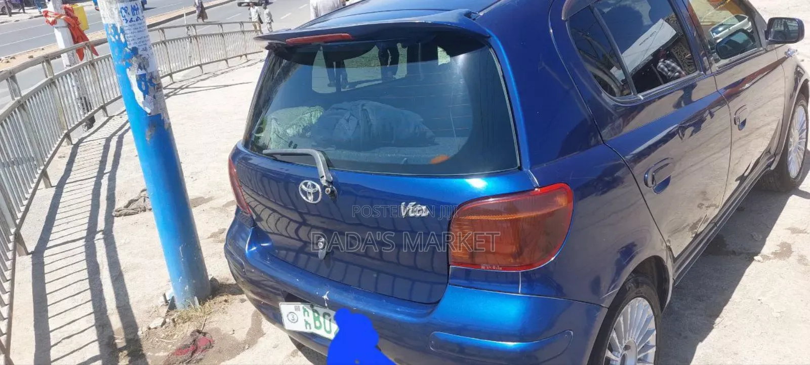 Toyota Vitz 2002 Blue