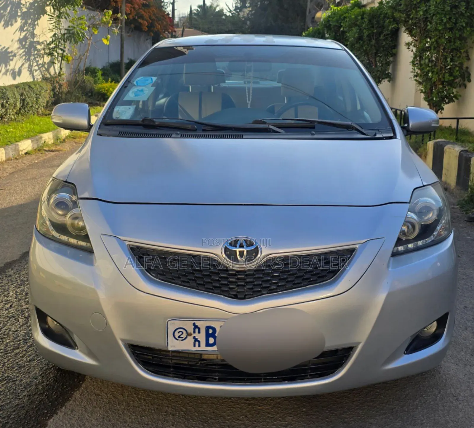 Toyota Belta 2010 Silver