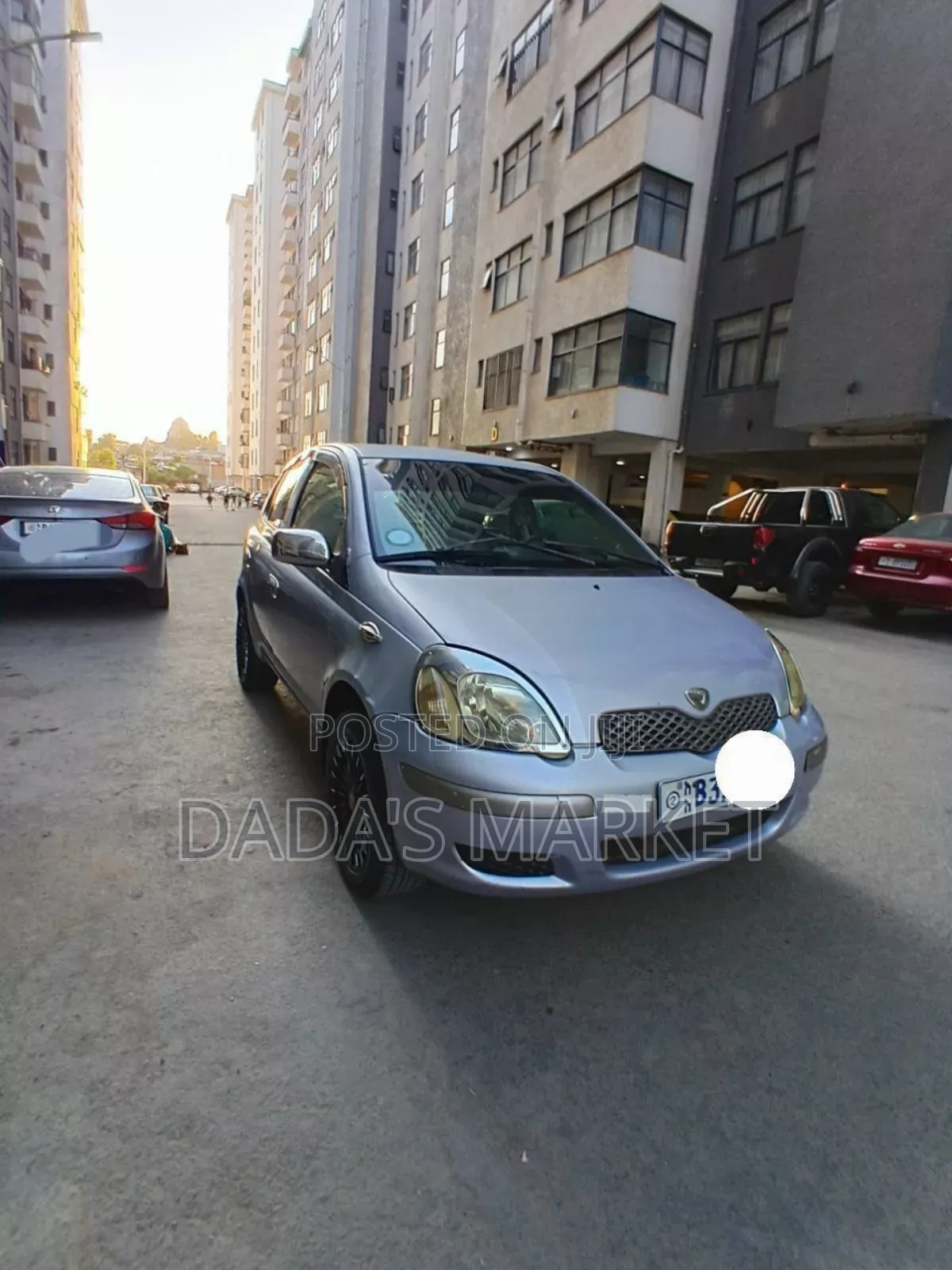 Toyota Vitz 2004 Silver