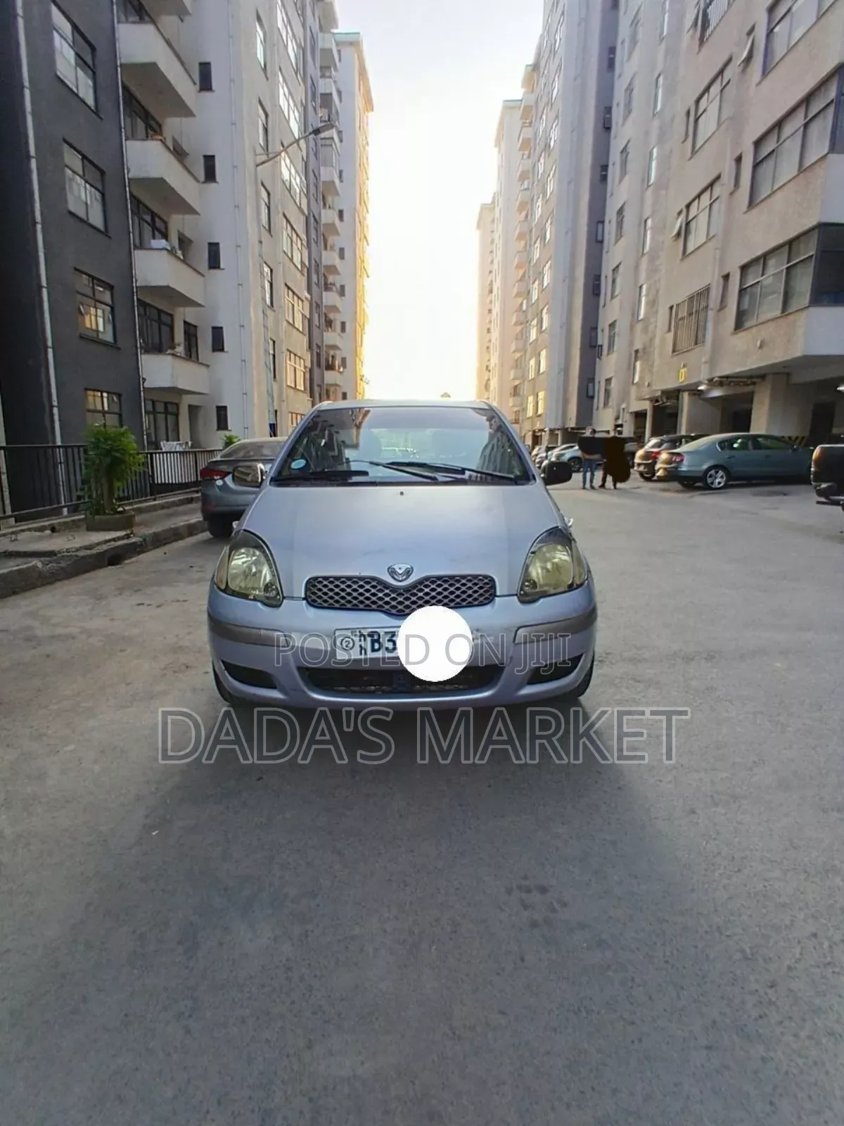 Toyota Vitz 2004 Silver
