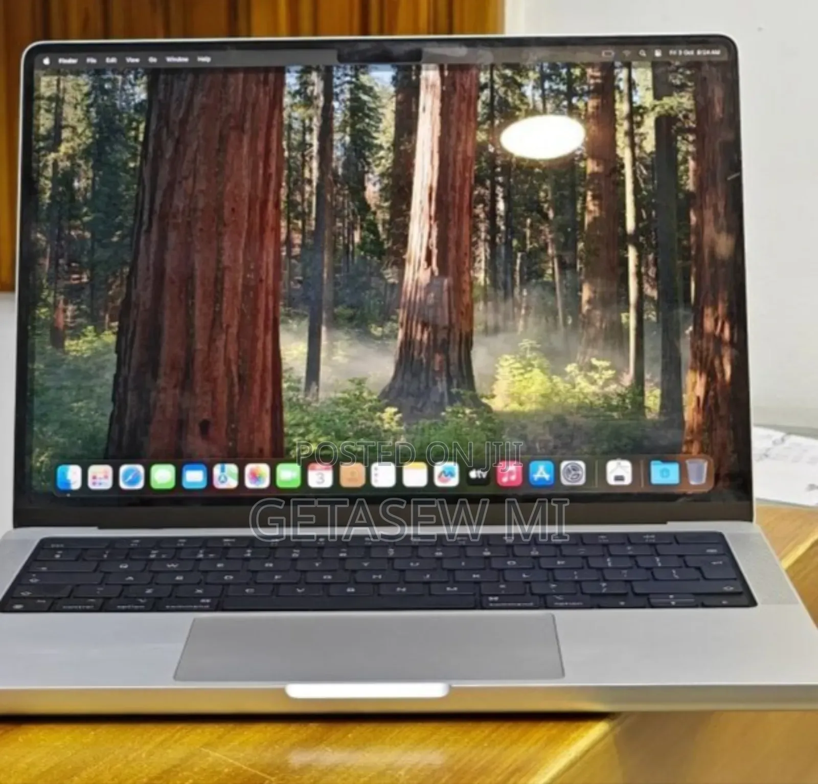 New Laptop Apple MacBook Pro 2021 M1 16GB Apple M1 Pro SSD 512GB