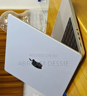 New Laptop Apple MacBook Pro M1 16GB SSD 512GB