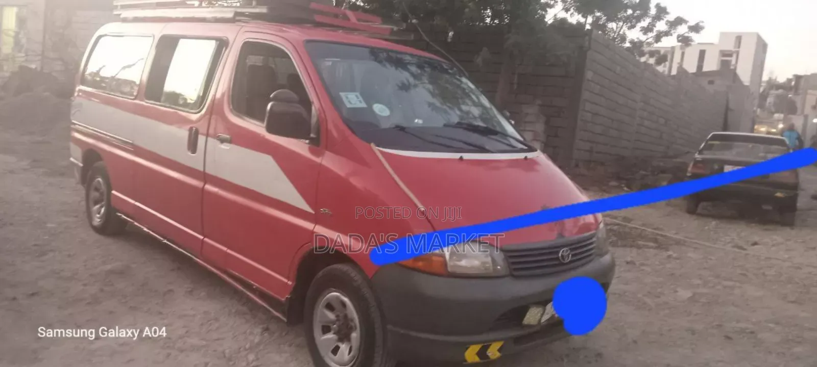 Toyota Hilux 2003 Red