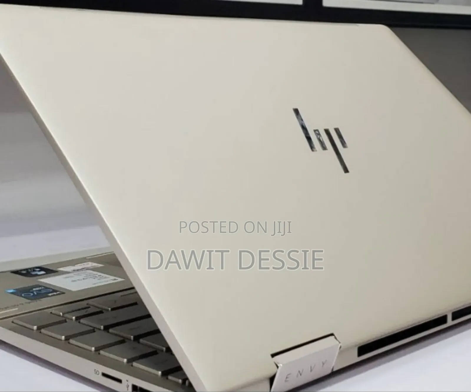 New Laptop HP Envy X360 8GB Intel Core I5 SSD 512GB