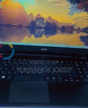 New Laptop Acer Aspire 1551 8GB AMD A4 SSD 128GB