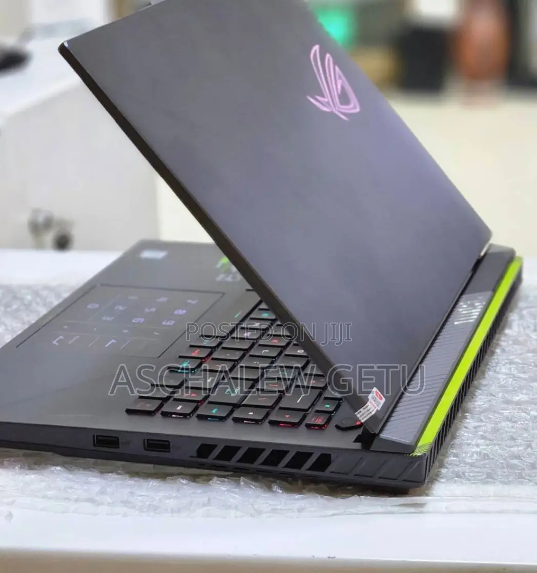 New Laptop Asus ROG Strix G15 16GB Intel Core I9 SSD 1T