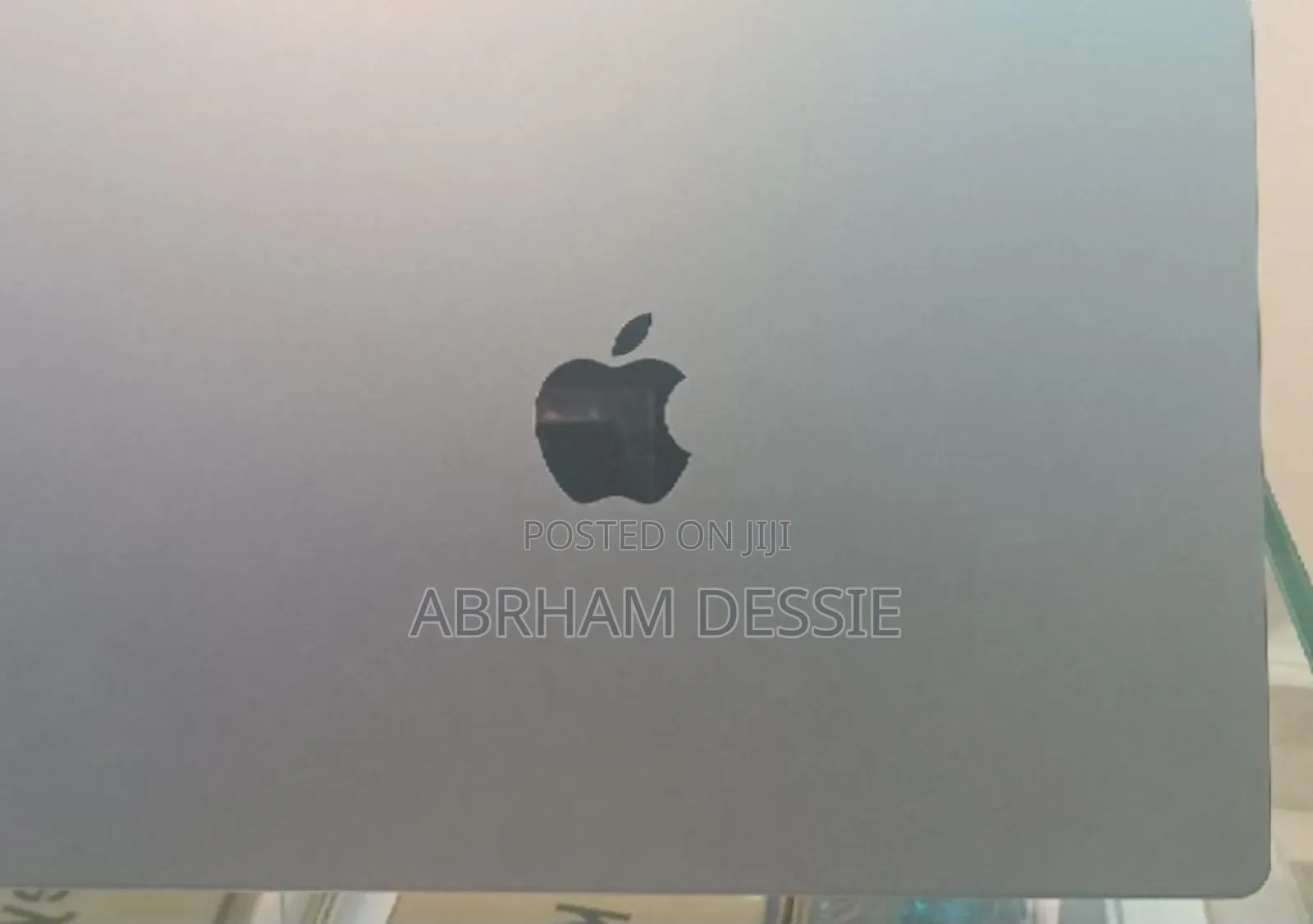 New Laptop Apple MacBook Pro 2023 M3 14-Inch 24GB Apple M3 SSD 512GB