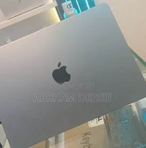 New Laptop Apple MacBook Pro 2023 M3 14-Inch 24GB Apple M3 SSD 512GB