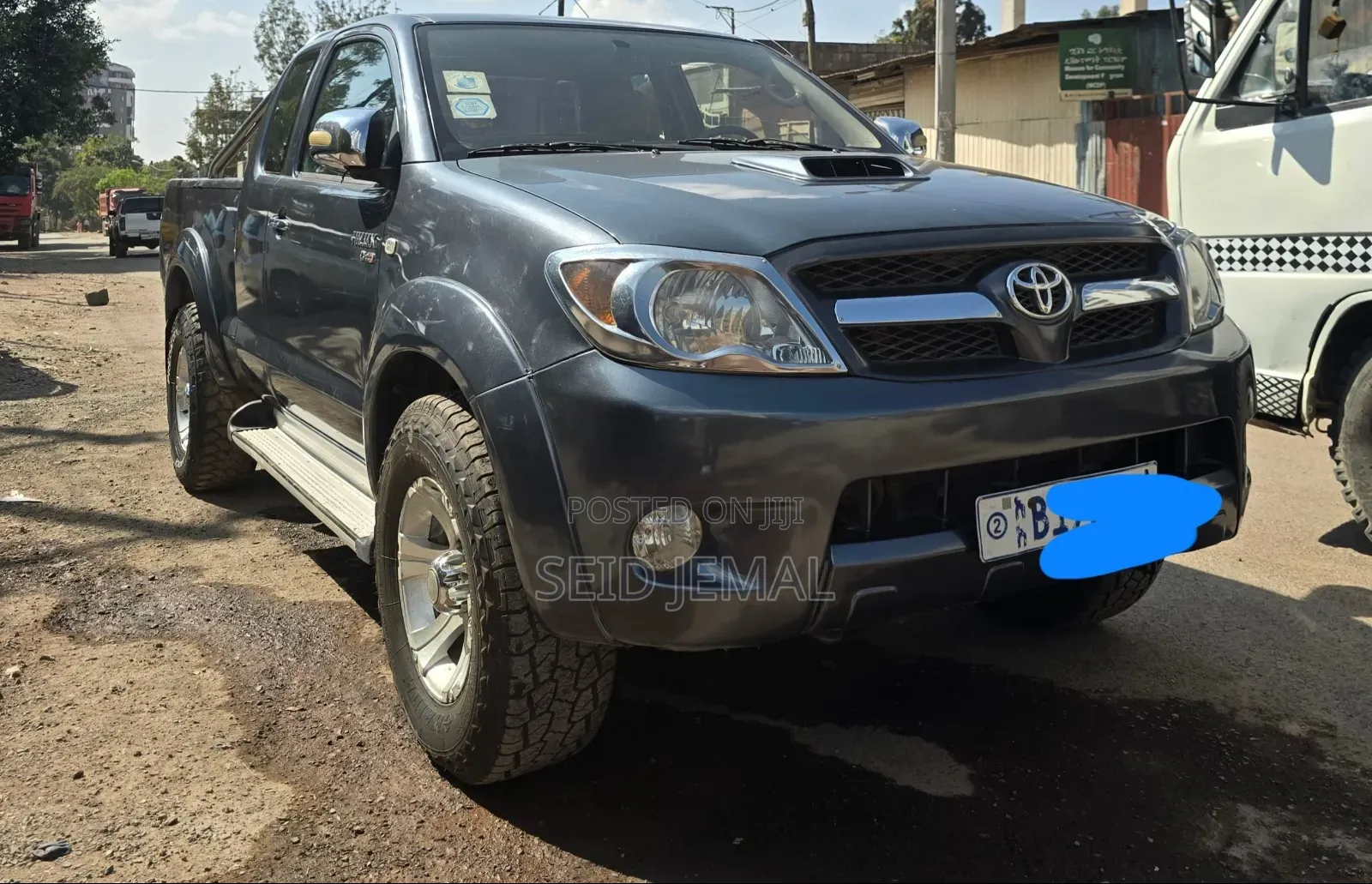 Toyota Hilux 2008 Gray