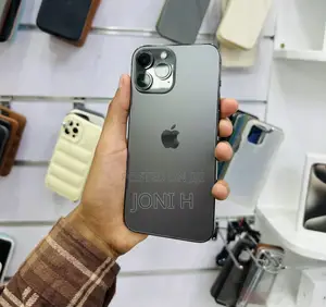 Photo - Apple iPhone 13 Pro Max 128 GB Black