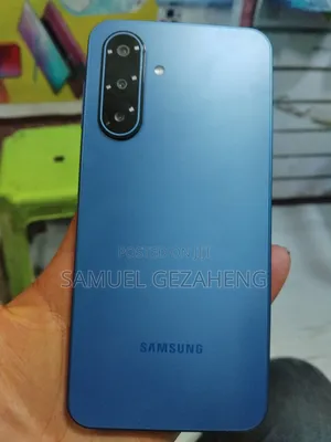 Photo - New Samsung Galaxy A17 5G 256 GB Silver