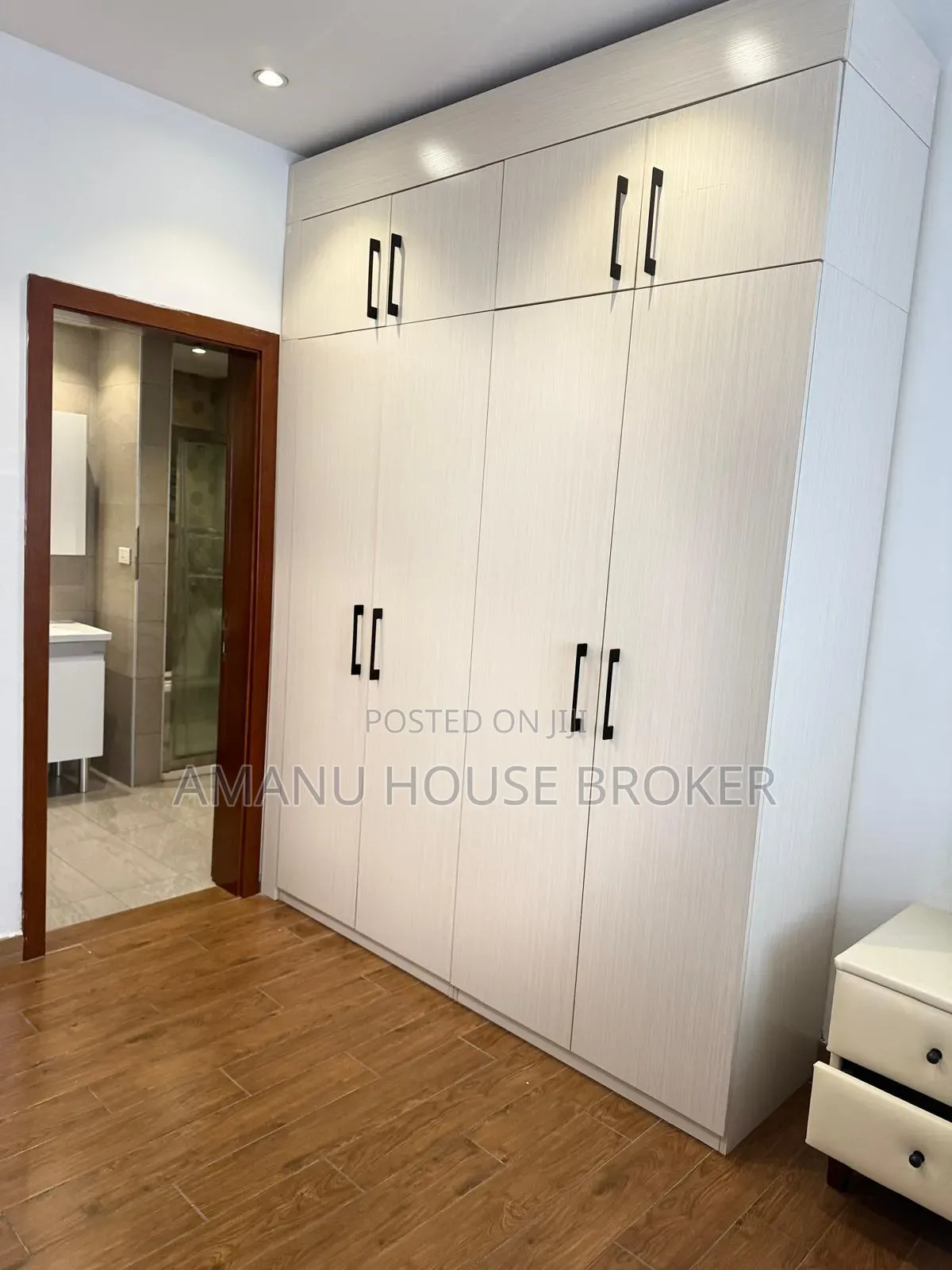 Furnished 3bdrm Apartment in Addis Abeba , Bole for rent