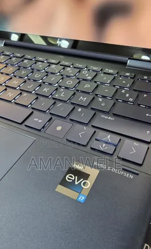 Photo - New Laptop HP Spectra 13 16GB Intel Core I7 SSD 1T