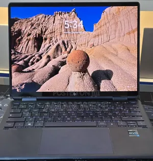 New Laptop HP Spectra 13 16GB Intel Core I7 SSD 1T