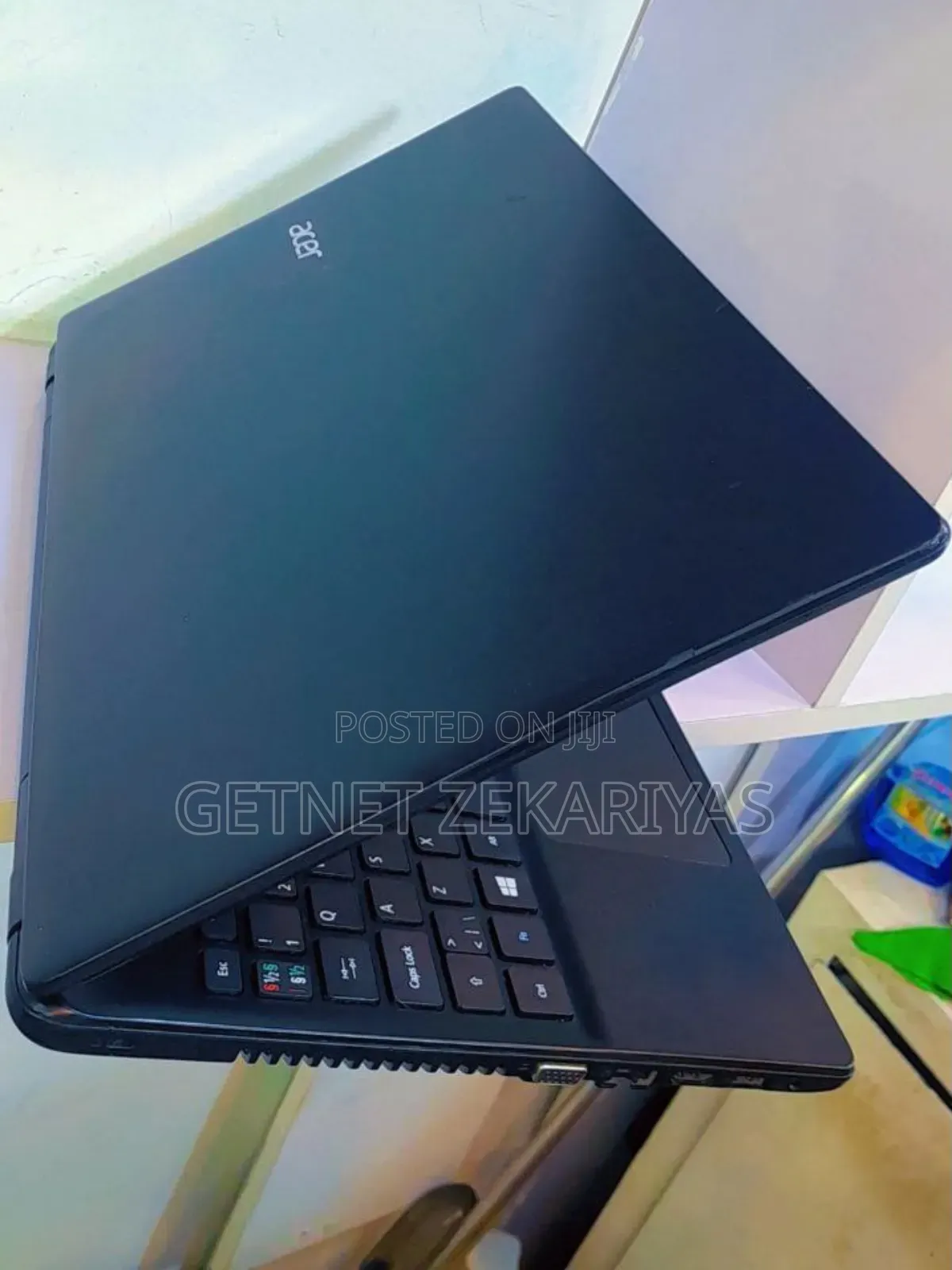 New Laptop Acer Aspire 5 8GB AMD A4 SSD 128GB