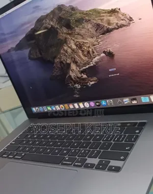 Photo - New Laptop Apple MacBook Pro 2019 32GB Intel Core I9 SSD 1T
