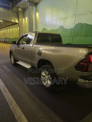 Toyota Hilux 2017 Brown