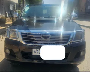 Toyota Hilux 2012 Matt Black