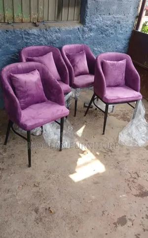 Photo - Bar Hotels Cafés Restaurants ሆቴል ካፌ ምግብ ቤት የውበት ሳሎን ወንበር Wenber