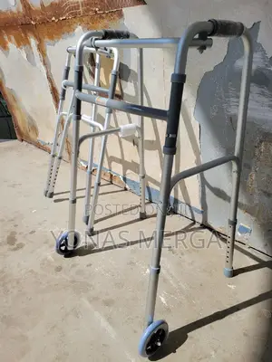 Photo - Folding Walker for Seniors戶0adult Walker財曷adjustable Walking Aid