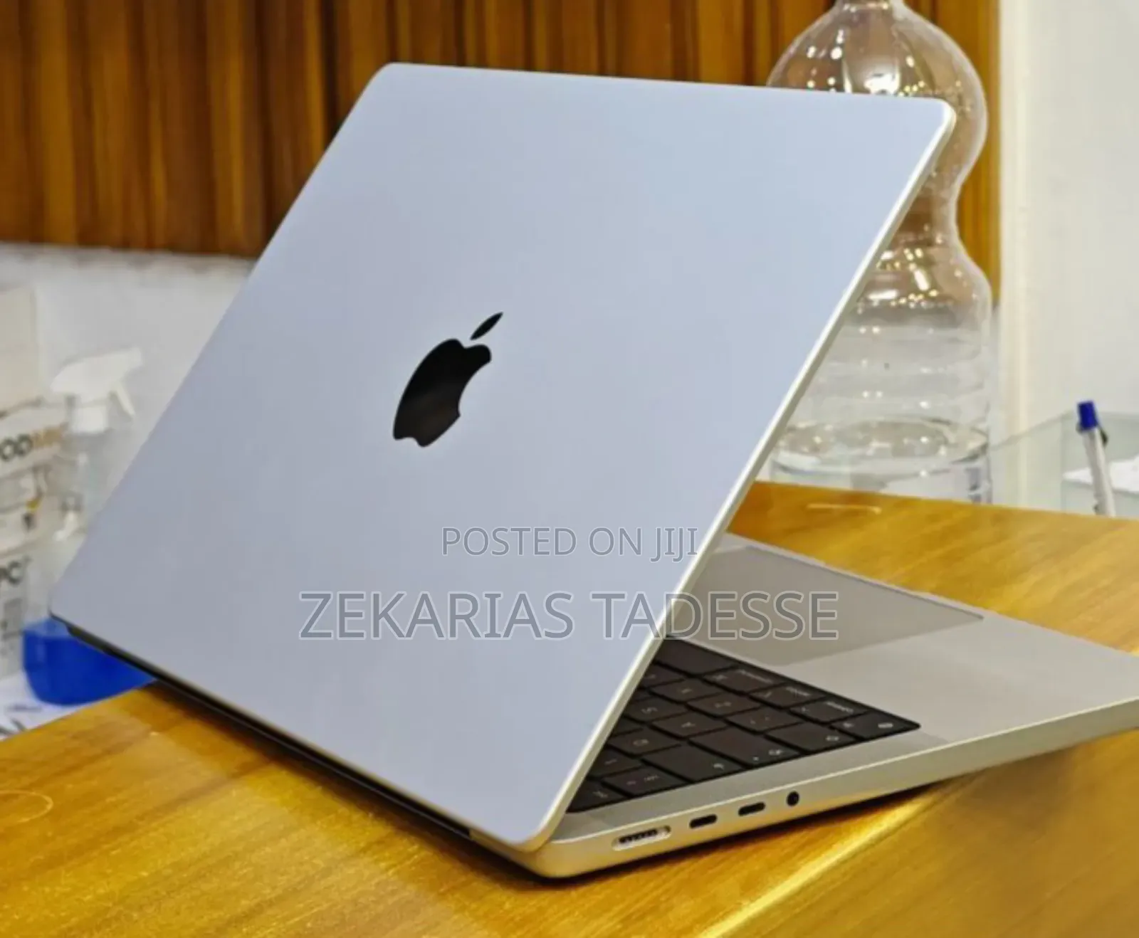 New Laptop Apple MacBook Pro M1 8GB Apple M1 SSD 512GB