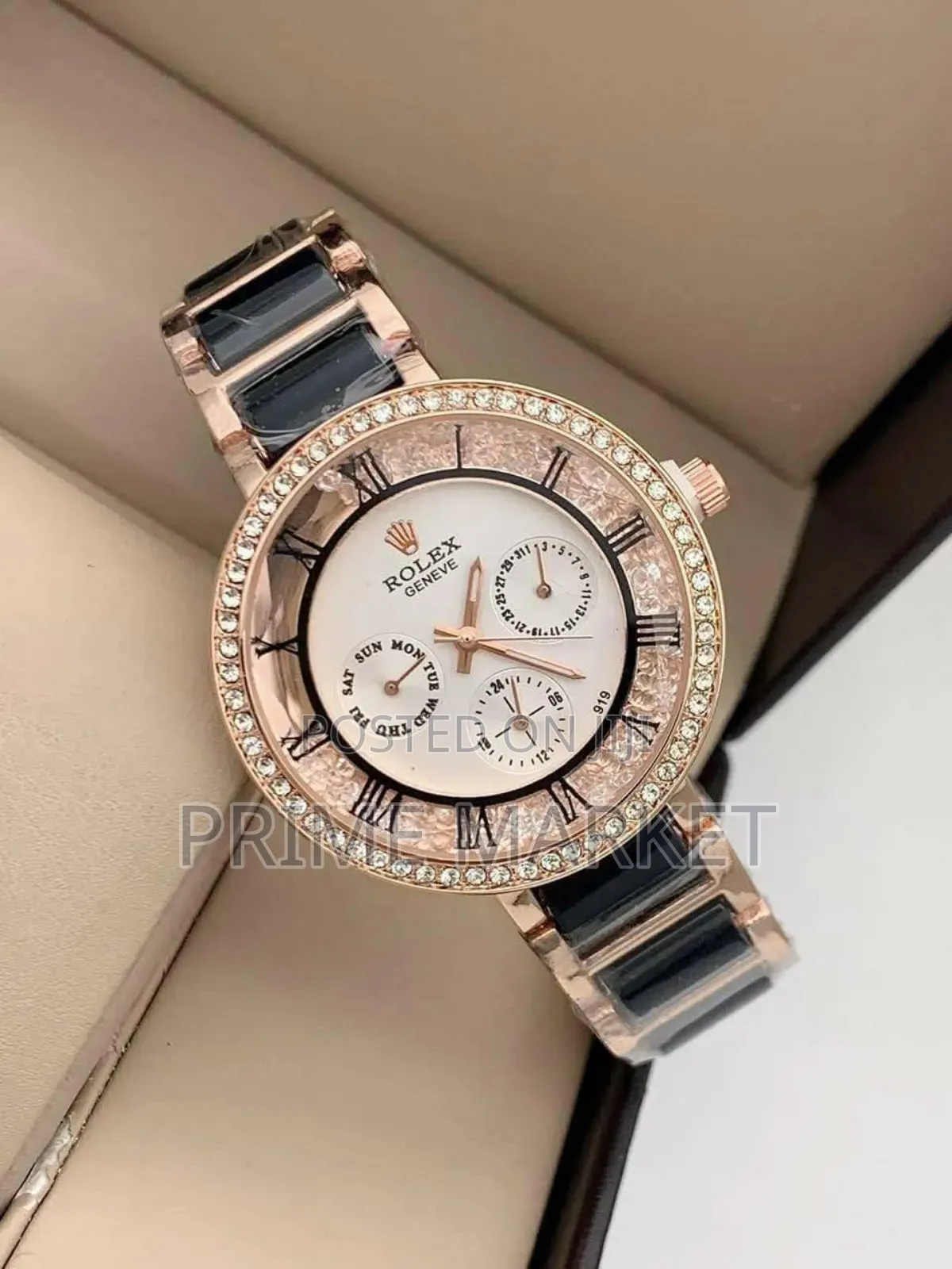 Rolex Women's Watch With a Rose Gold-Tone