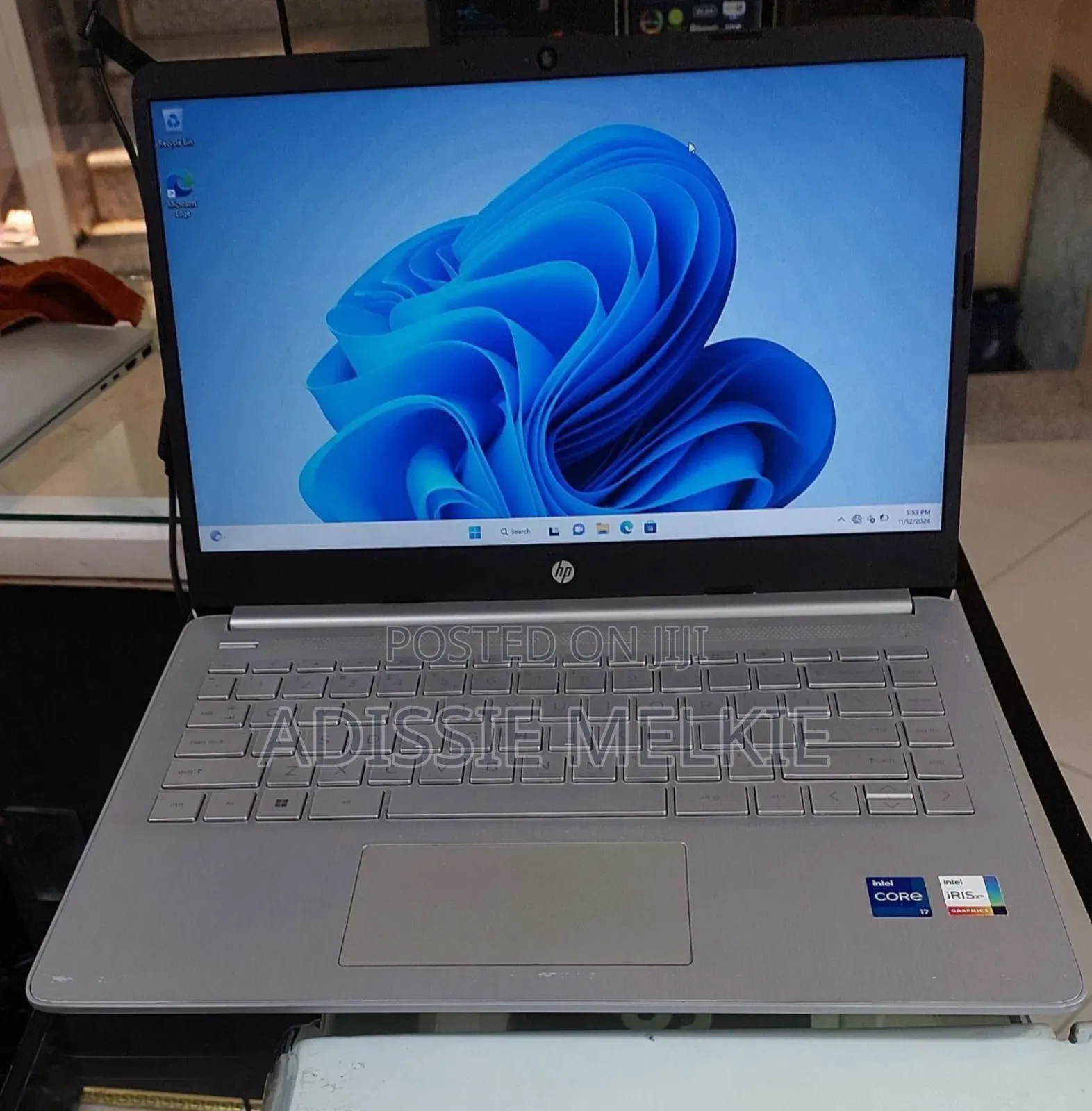 New Laptop Lenovo ThinkPad Yoga 8GB Intel Core I7 SSD 512GB