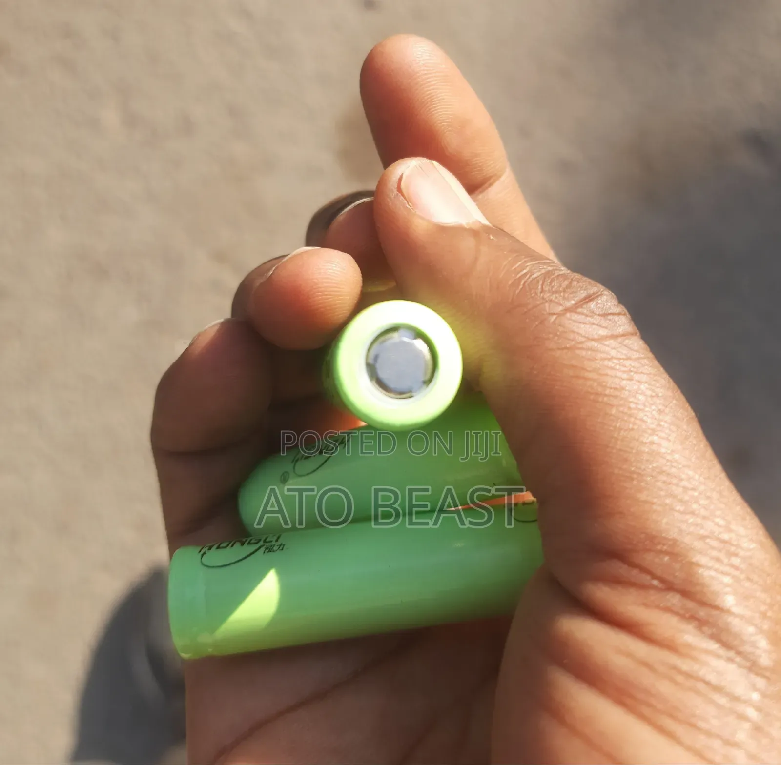 Hongli 14500 Lithium-Ion Rechargeable Batteries