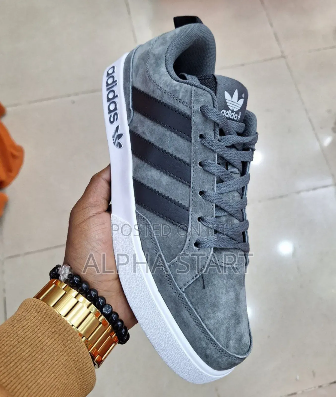  New Arrival  
  Adidas Flat Sneaker 
 Made in Vietnam