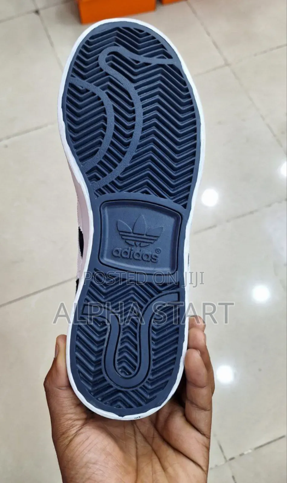  New Arrival  
  Adidas Flat Sneaker 
 Made in Vietnam