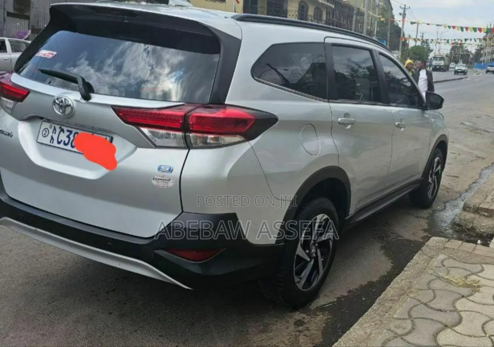 Toyota Rush 2023 Silver