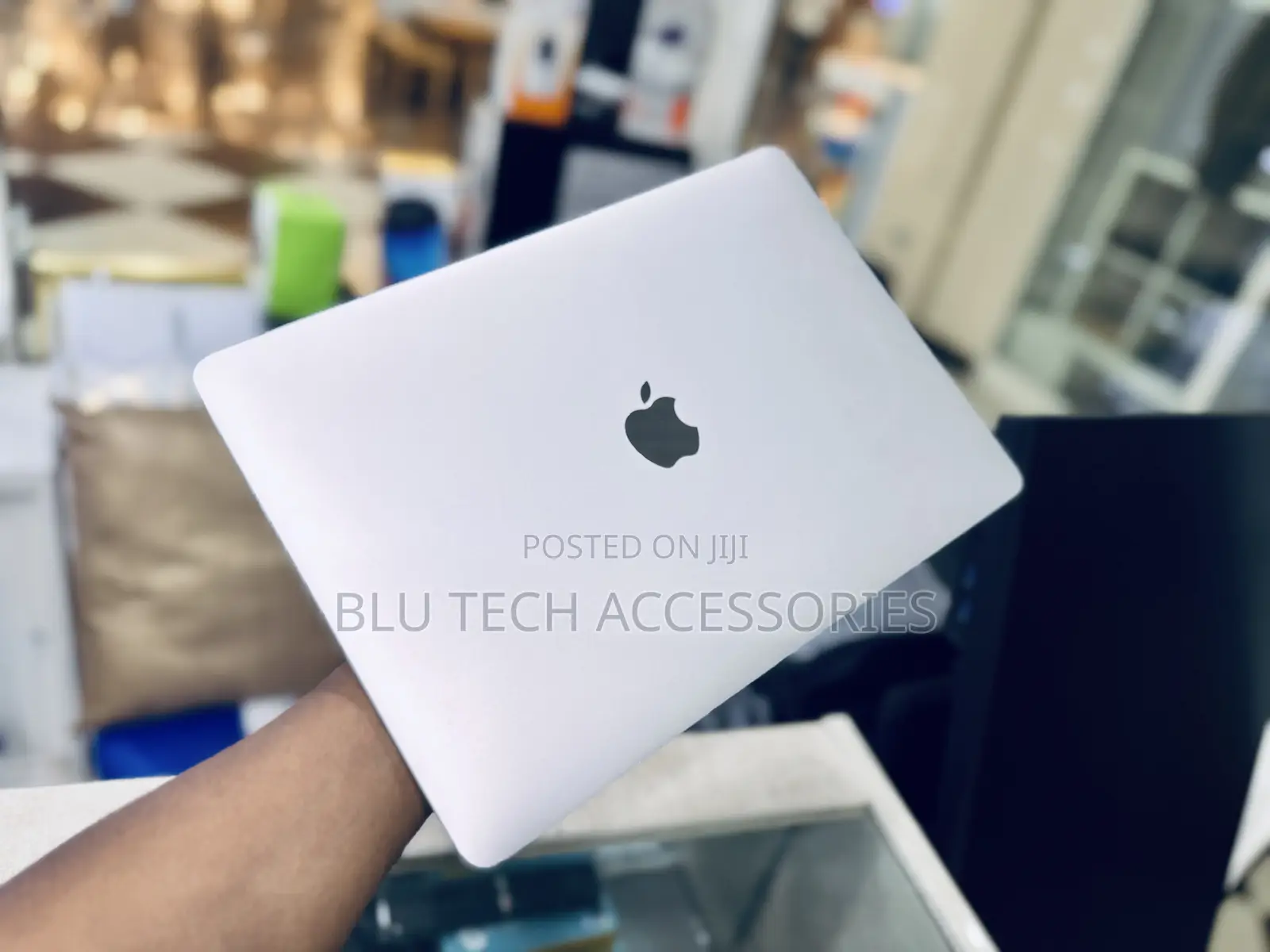 New Laptop Apple MacBook Pro 2020 M1 16GB Apple M1 Pro SSD 512GB