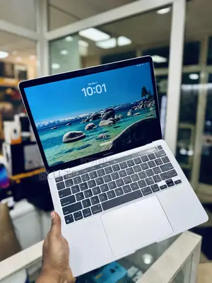 New Laptop Apple MacBook Pro 2020 M1 16GB Apple M1 Pro SSD 512GB