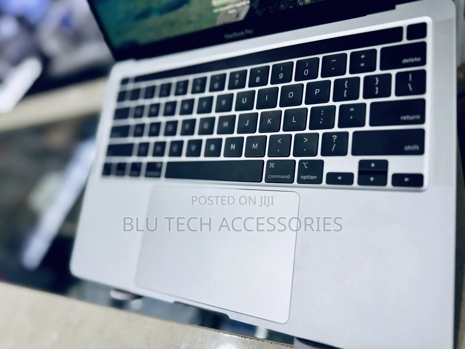 New Laptop Apple MacBook Pro 2020 M1 16GB Apple M1 Pro SSD 512GB