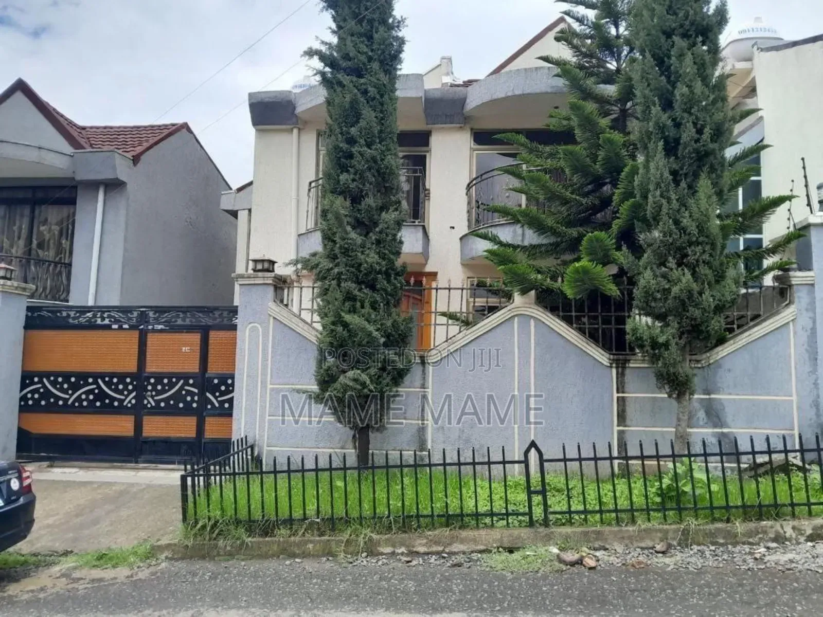 5bdrm House in Addis Abeba, Bole for sale