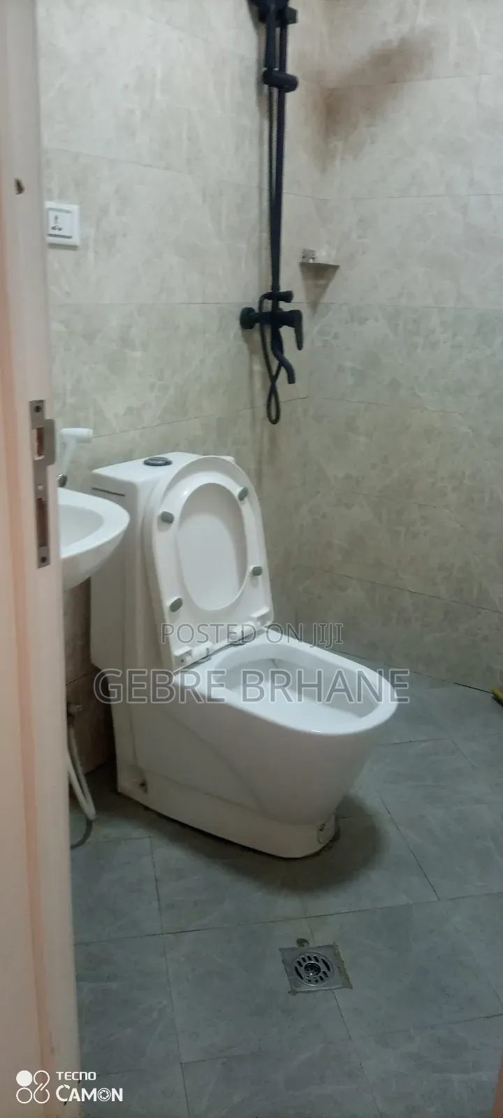 Furnished 2bdrm Apartment in Apartment, Yeka for rent