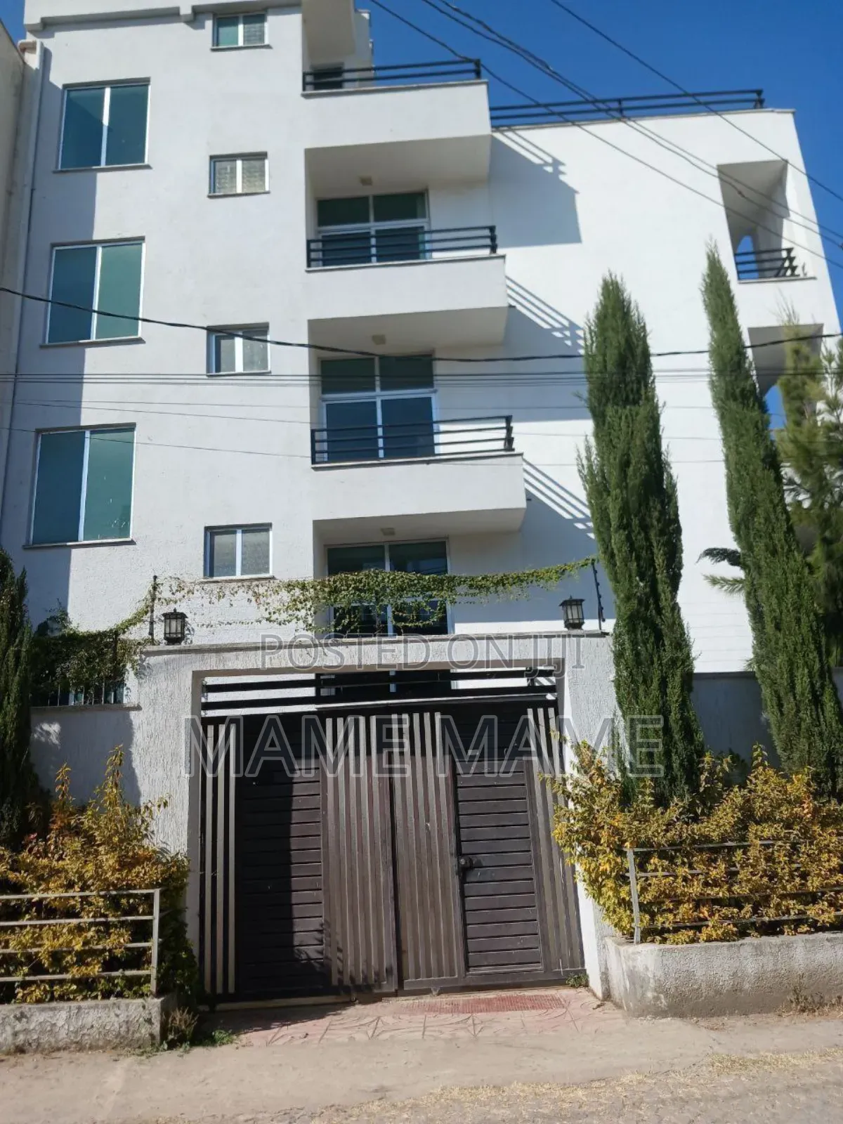 6bdrm House in Addis Abeba, Bole for sale