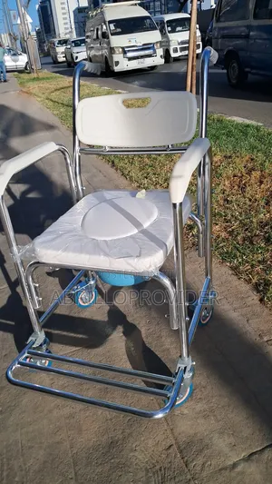 Photo - Wheelcahir口手wheelchair口手wheelchair廿手wheelchair卜手wheelchair卜手wheelchair