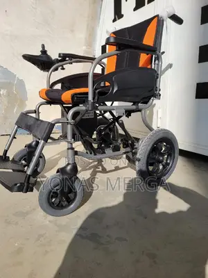 Electrical Wheelchair鹽凇charging Battery Wheelchair痧船250 * 2 W Electric