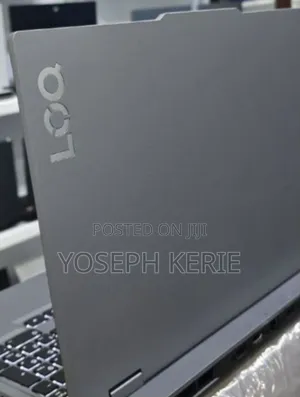 New Laptop Lenovo LOQ 15IRH8 16GB Intel Core I5 SSD 512GB