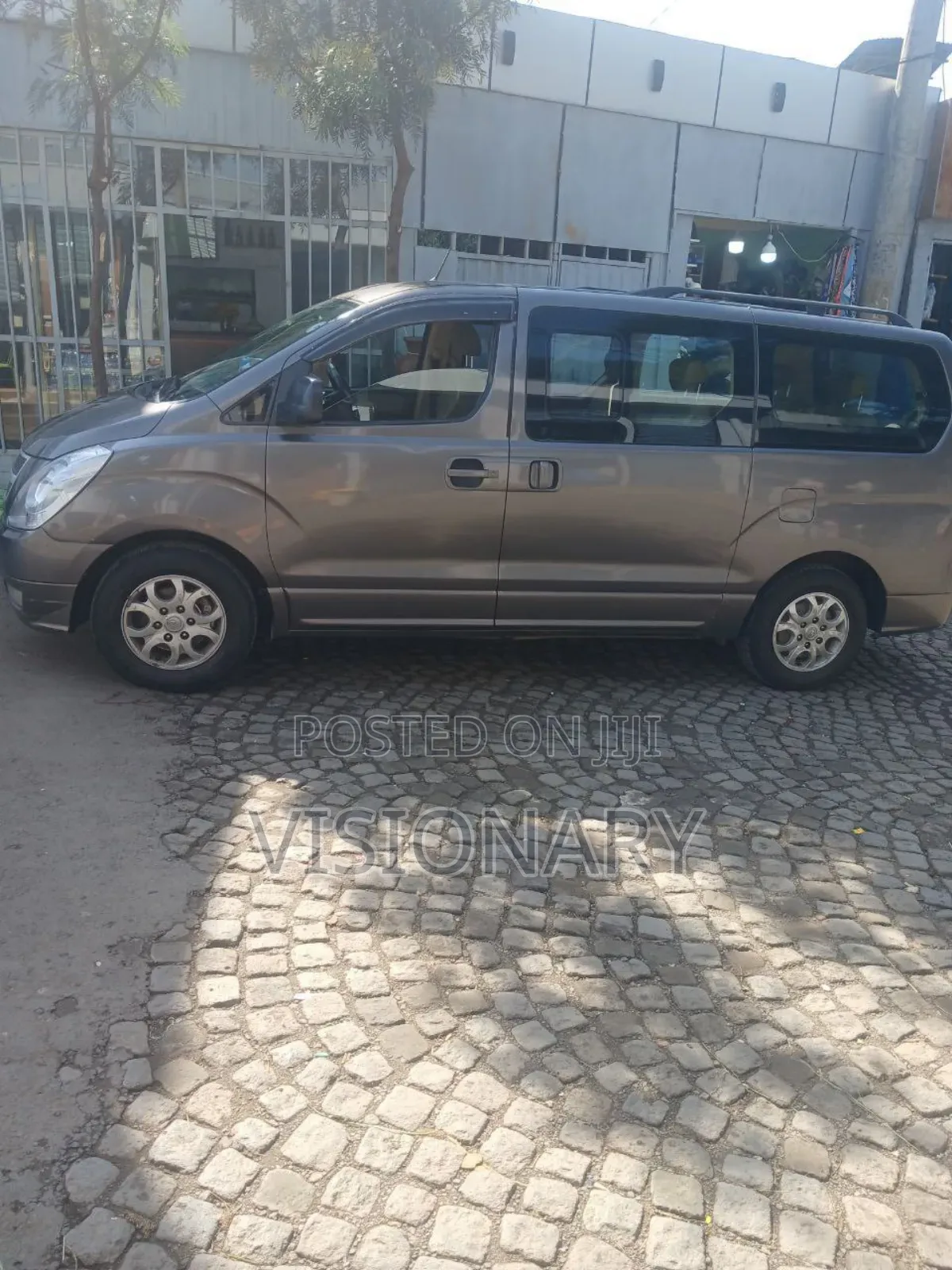 Hyundai H1 2.4 GLS 2012 Black