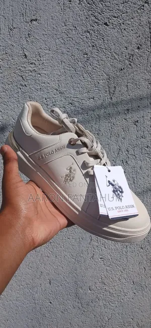 Photo - Shoe From Uae Brand New Delivered by Amazon