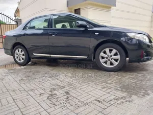 Photo - Toyota Corolla 2008 Black