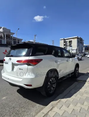 Toyota Fortuner 2020 White