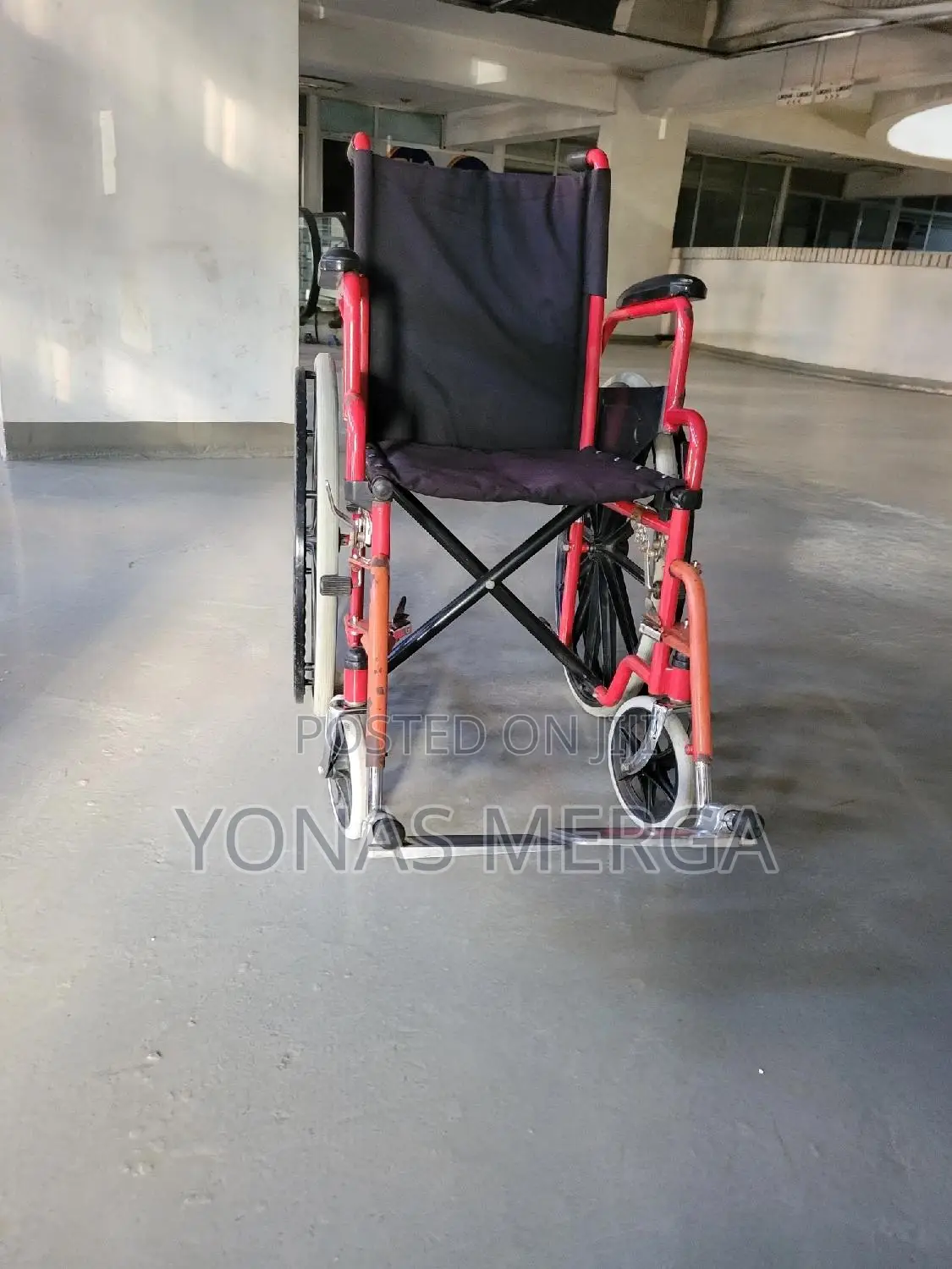 Lightweight Wheelchairs Have Comfortable Nylon Upholstery a Durable