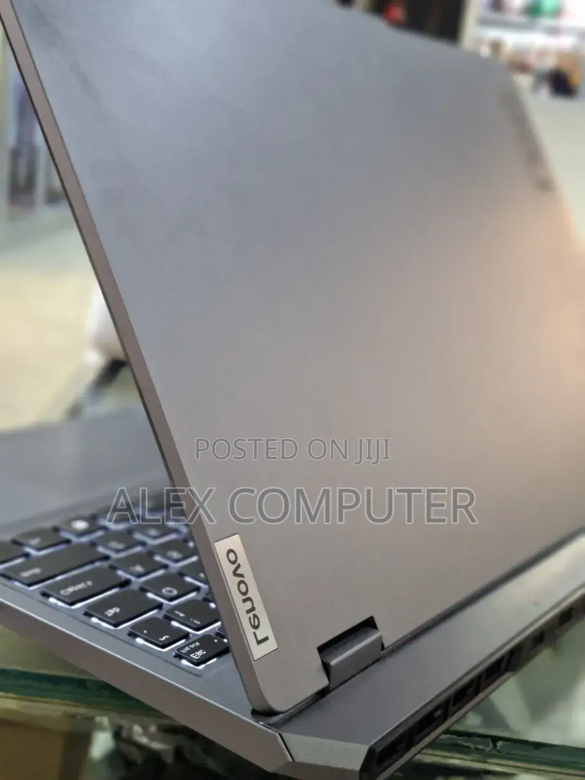 New Laptop Lenovo LOQ 15IRH8 16GB AMD Ryzen 7 SSD 1T