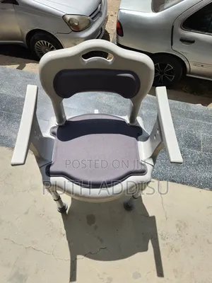 Photo - Commode Chair元年brand New Toilet Chair痂不commode Chair痡不commode Chair