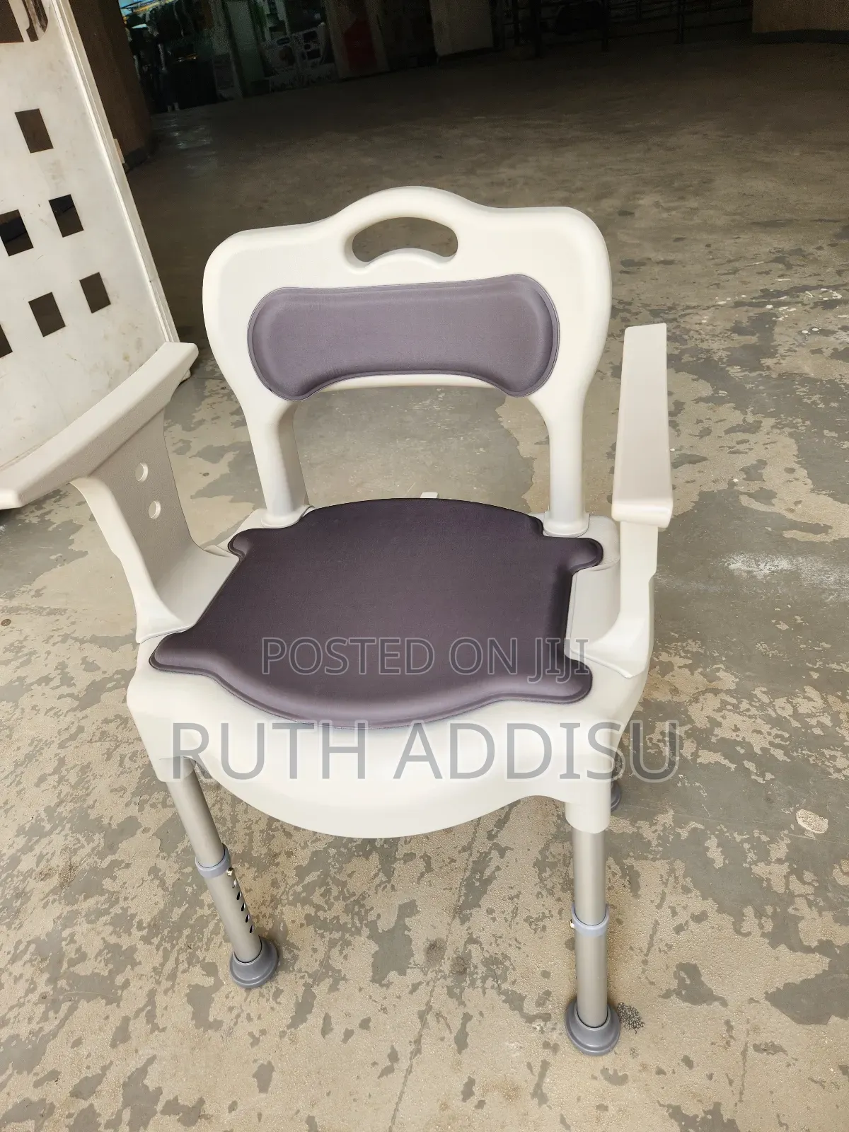 Commode Chair奔向toilet Chair痛苦commode Chair寄出packed Chair癲馬commode Chai