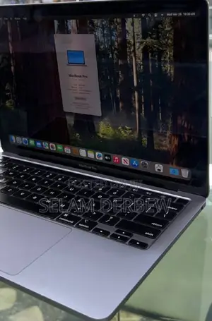 New Laptop Apple MacBook Pro M1 8GB Apple M1 SSD 256GB